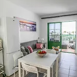 Cozy Relax - Pool And 400 M To The By Lanzarote
